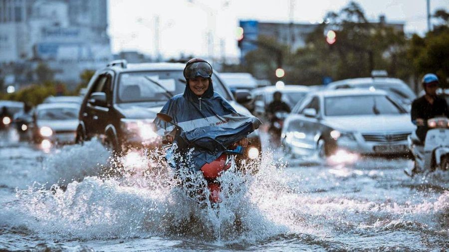 Những lưu ý khi di chuyển trong mùa mưa bão - hình 1