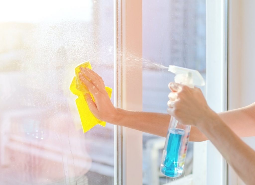 Cách vệ sinh cửa nhôm - hình 2