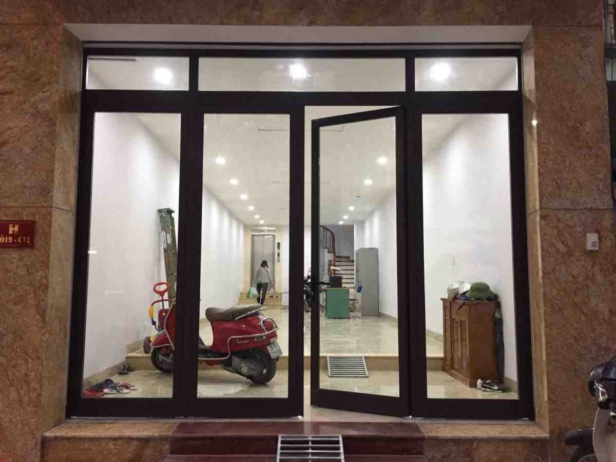 Nên chọn cửa gỗ hay cửa nhôm - Hình 8