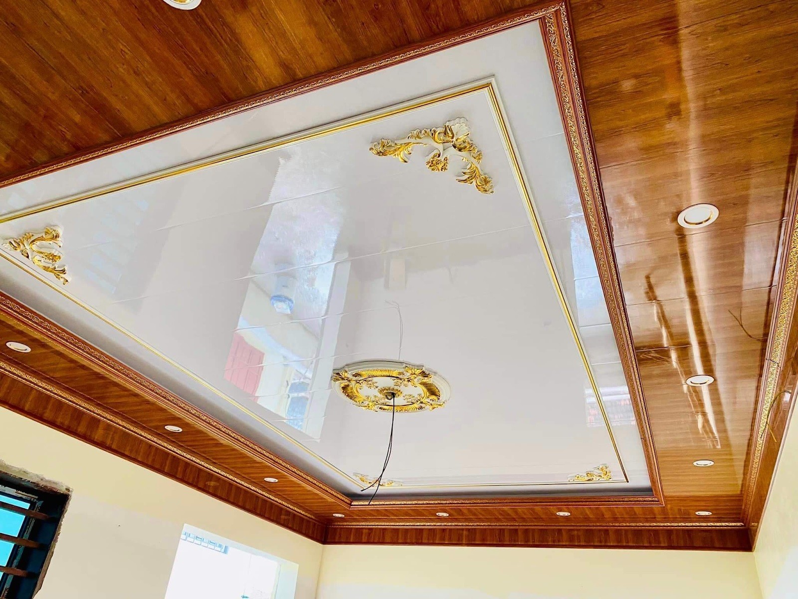 So sánh trần nano và trần thạch cao - 0