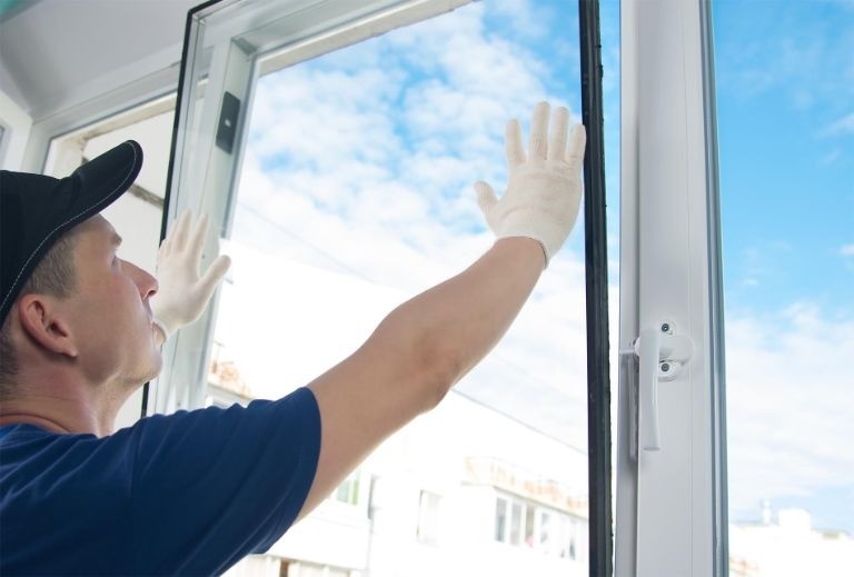 Cách xử lý cửa nhôm bị kêu - hình 7