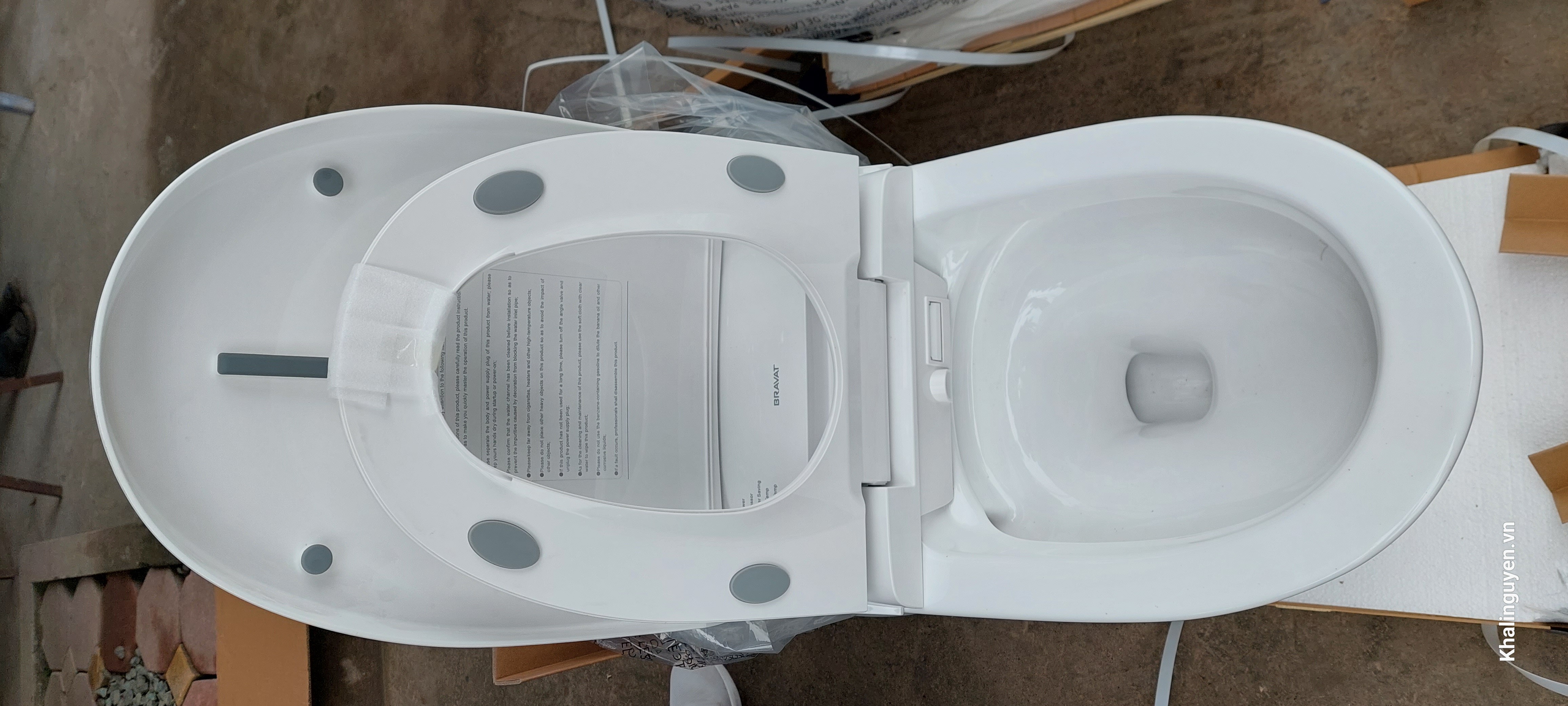 Hình ảnh thực tế bồn cầu Bravat C21182W-3A-VP - hình 2