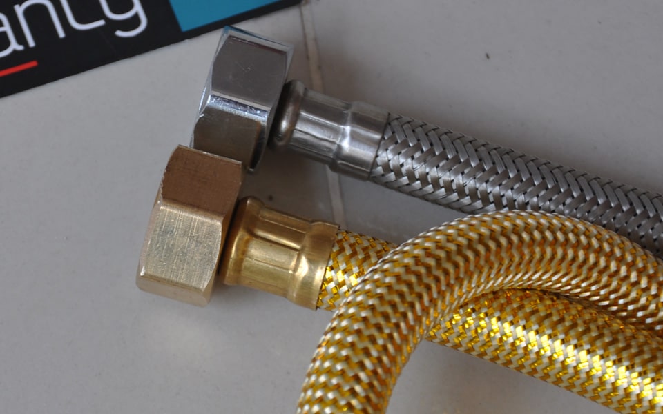 Dây cấp nước inox - công dụng, cấu tạo và các loại được ưa chuộng nhất