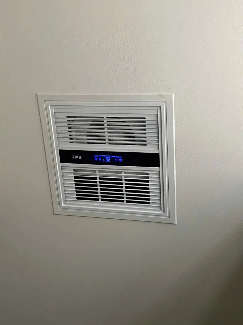 Ảnh 2- Quạt sưởi hút mùi âm trần Enic M55
