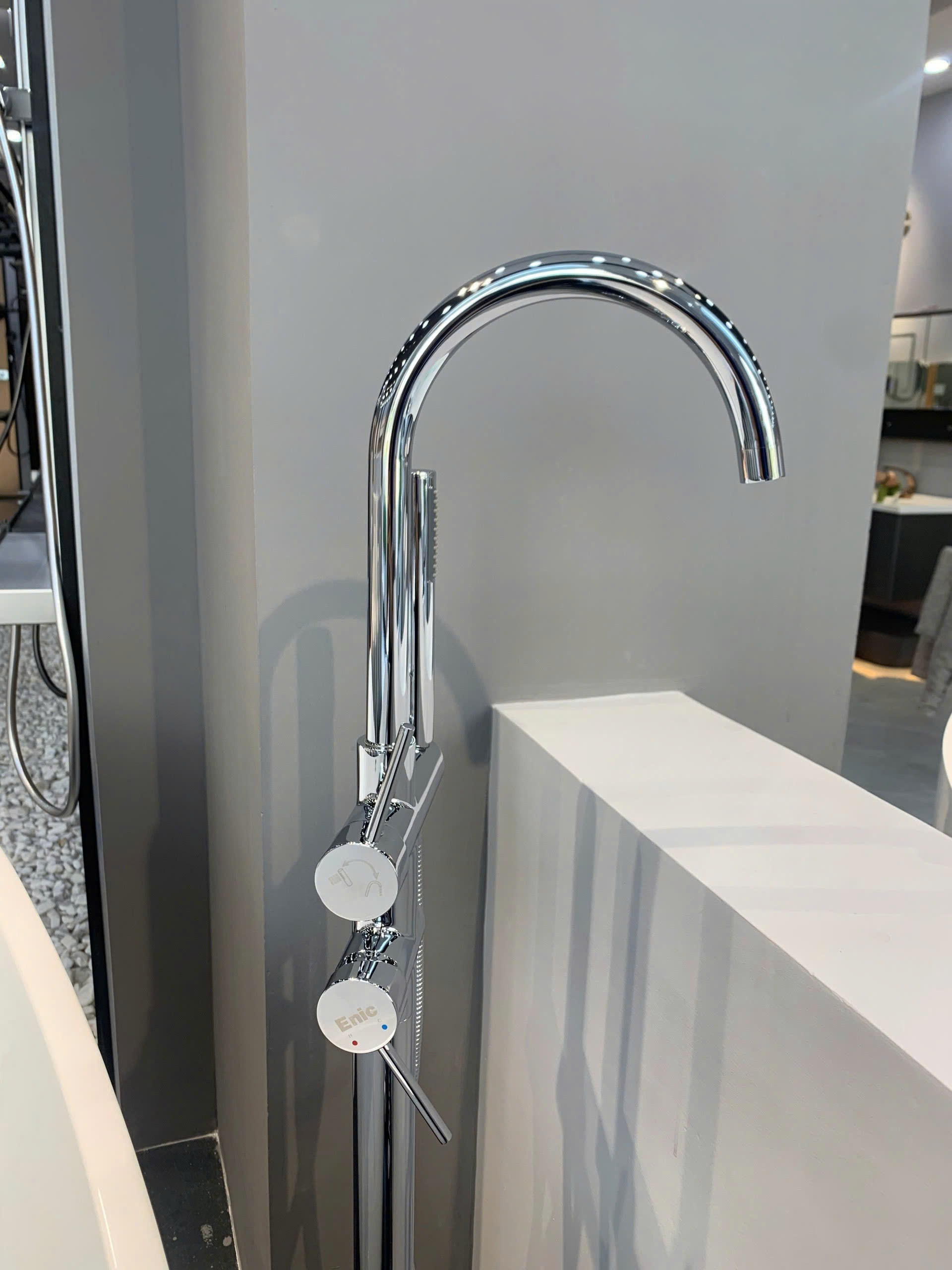 Vòi sen bồn tắm Enic V3-INOX - hình 1