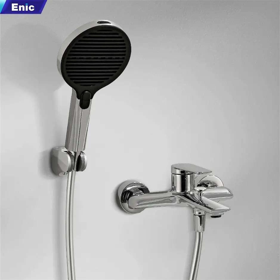 Sen tắm cây Enic Y23 nóng lạnh