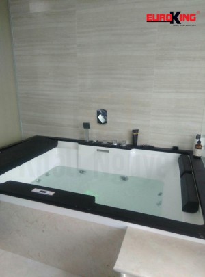 Bồn tắm EUROKING EU-1101C.