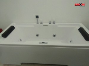 Bồn tắm massage EU-1103.
