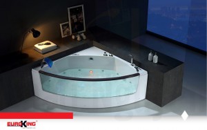 Hình ảnh tổng thể của bồn tắm massage EU – 202