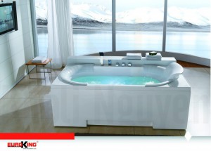 Hình ảnh tổng thể của bồn tắm massage EU – 301A