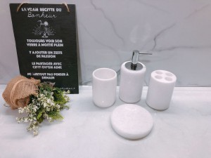 Bộ phụ kiện đá tự nhiên BSB810-Trắng