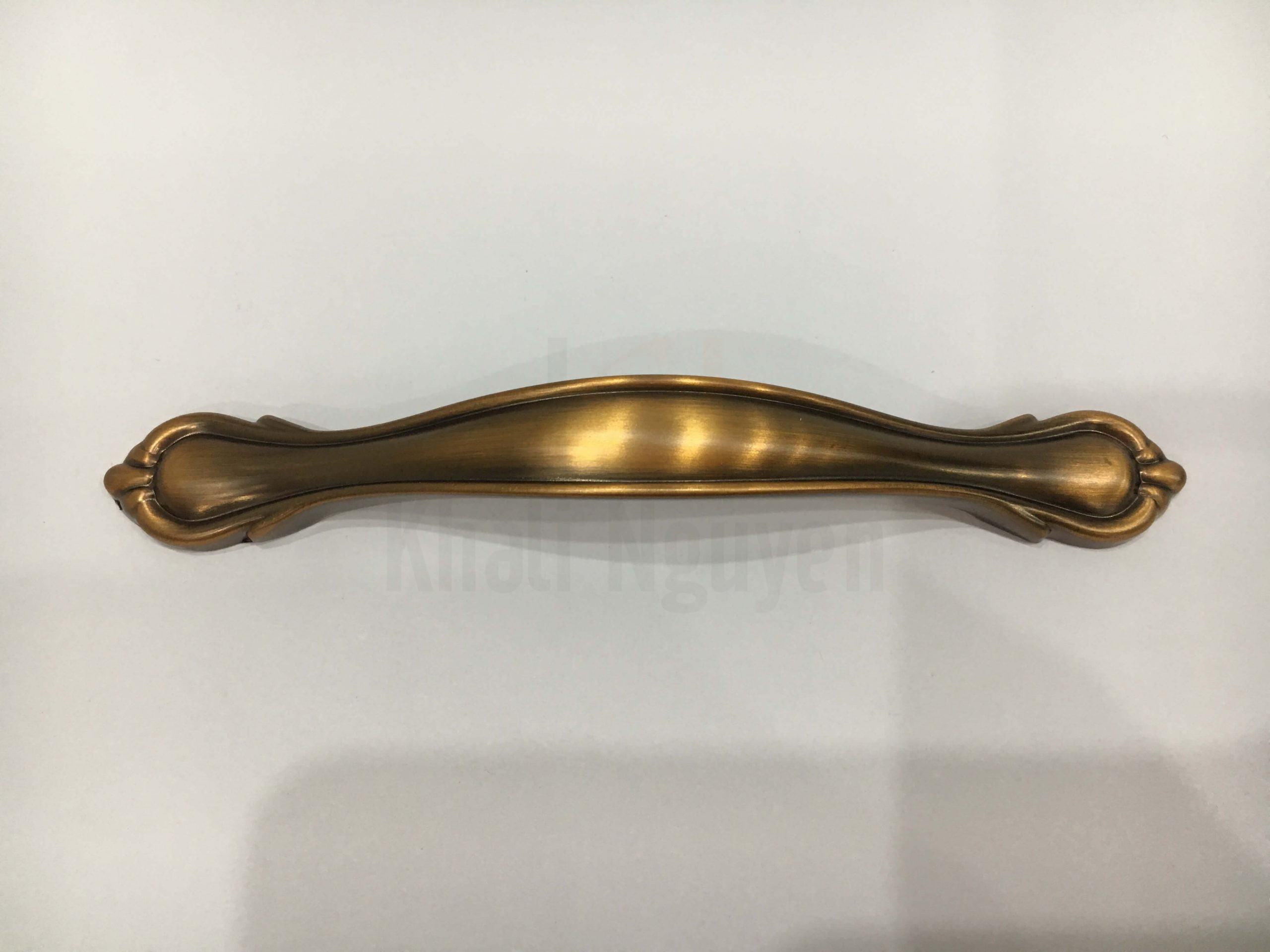 Tay Nắm Cửa Màu Đồng Gemani 6526Đ