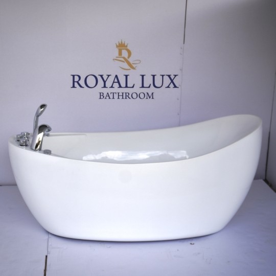 Bồn Tắm Massage Liền Khối Royal Lux RY-008