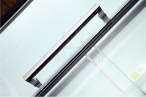 Thiết kế tay cầm hiện đại và chắc chắn của phòng xông hơi NG-1190