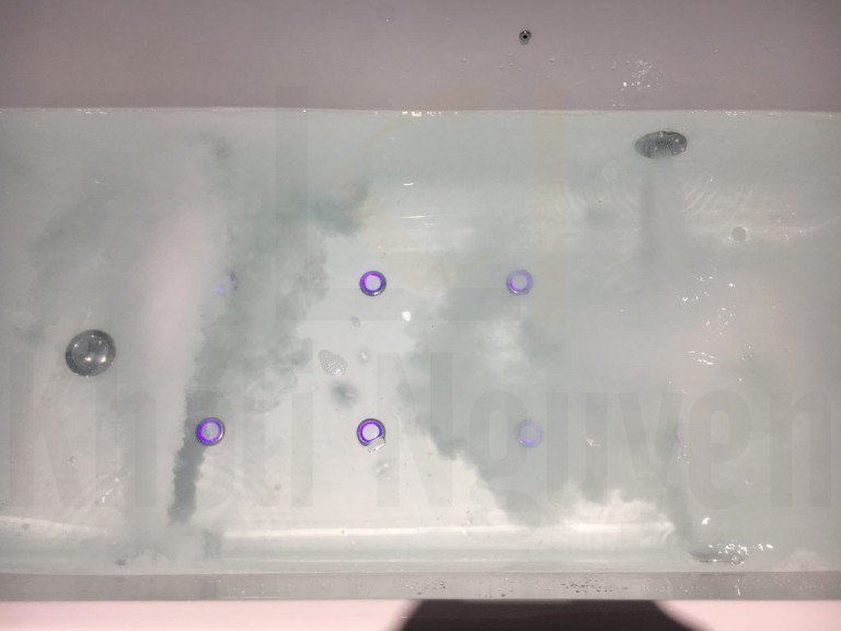 Công nghệ nanomilk trên bồn tắm NG-1870
