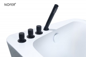 Bộ vòi với sắc đen nổi bật trên bồn tắm NL-609B