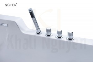 Bộ điều khiển và vòi sen mạ chrome sáng bóng của bồn tắm NL-610B