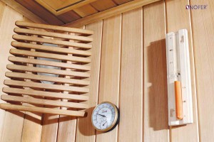 Nhiệt kế, nhiệt ẩm được lắp đặt trong phòng xông hơi VS-89103S