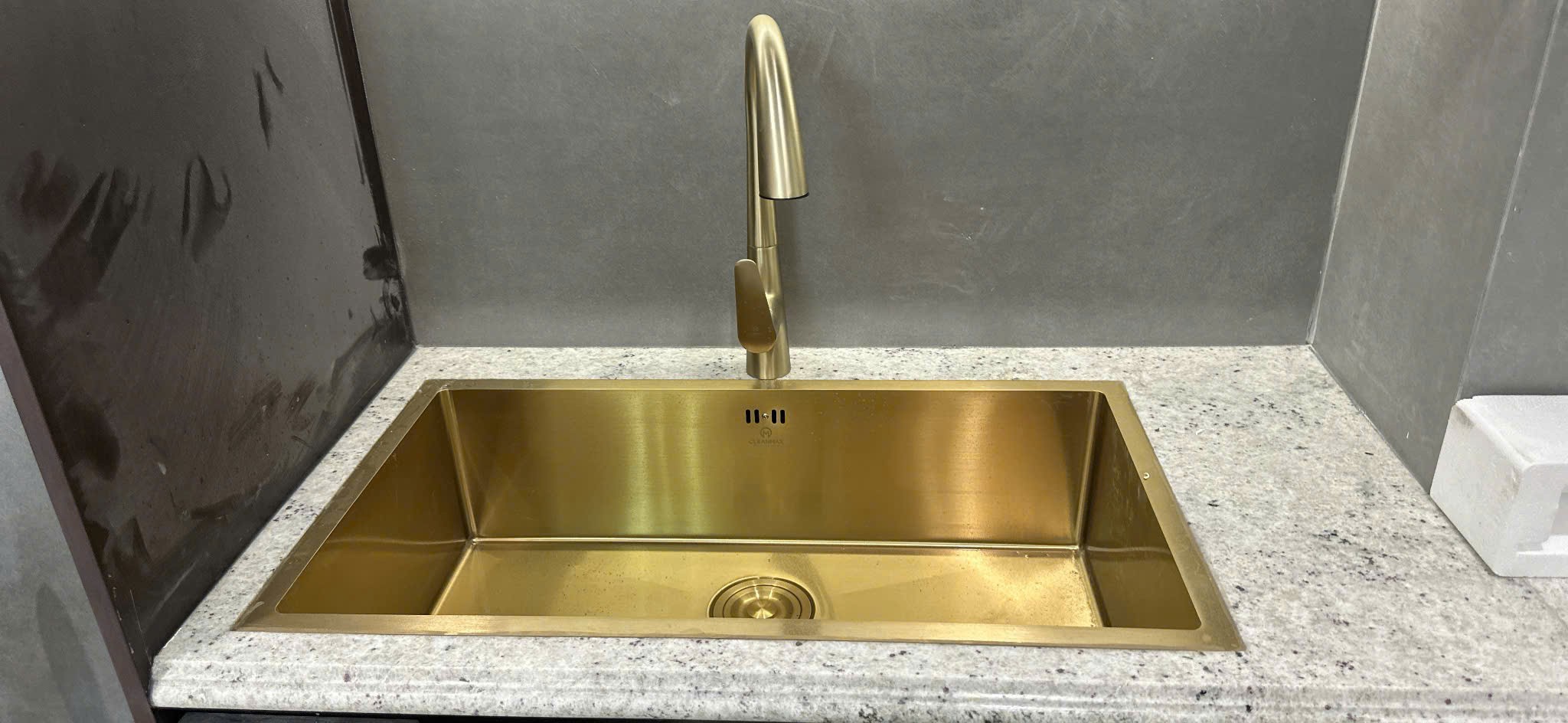 Vòi chậu rửa chén bát bằng đồng - ảnh 2