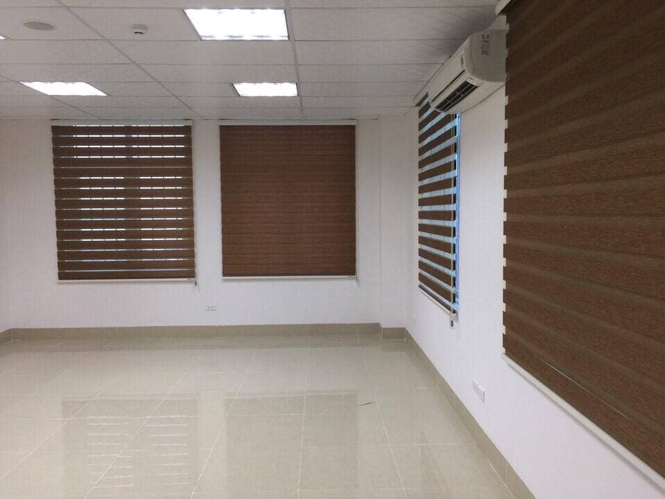 Rèm cầu vồng trong phòng làm việc